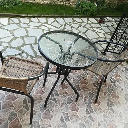 Velisto 4*
